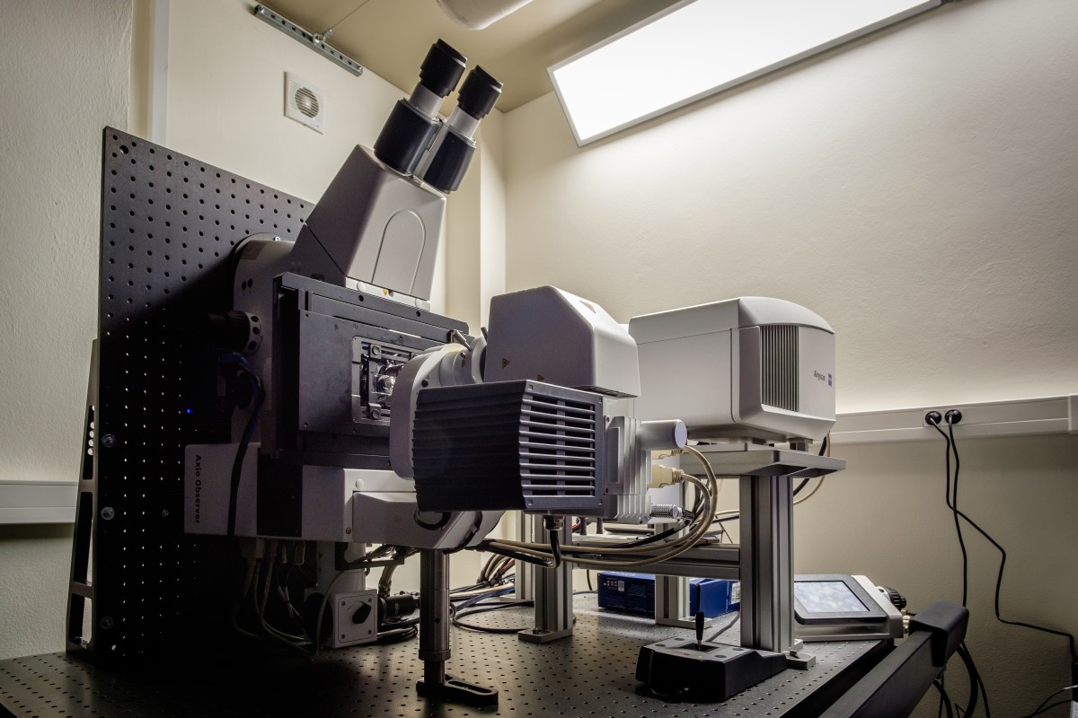zeiss_lsm880_horizontal_2